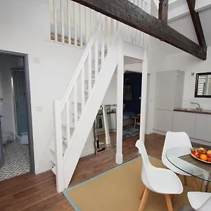 Apartment Loft Style For 4, 1 Broadhurst Court, Close To Town, Station & Hospital, Stockport